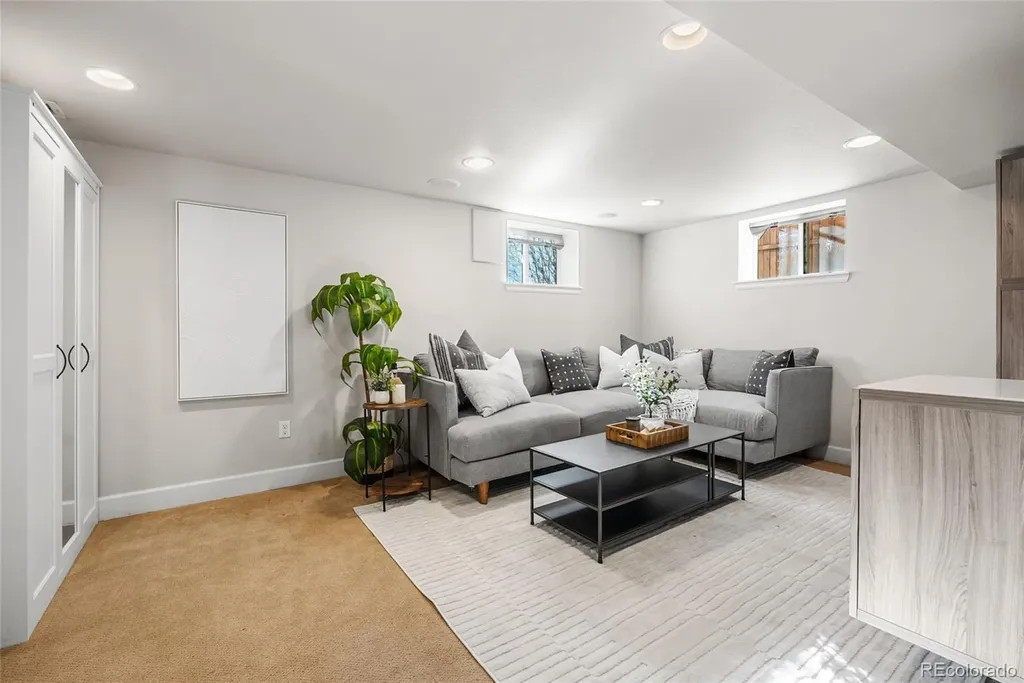 4535 Vallejo Street Denver CO 80211
