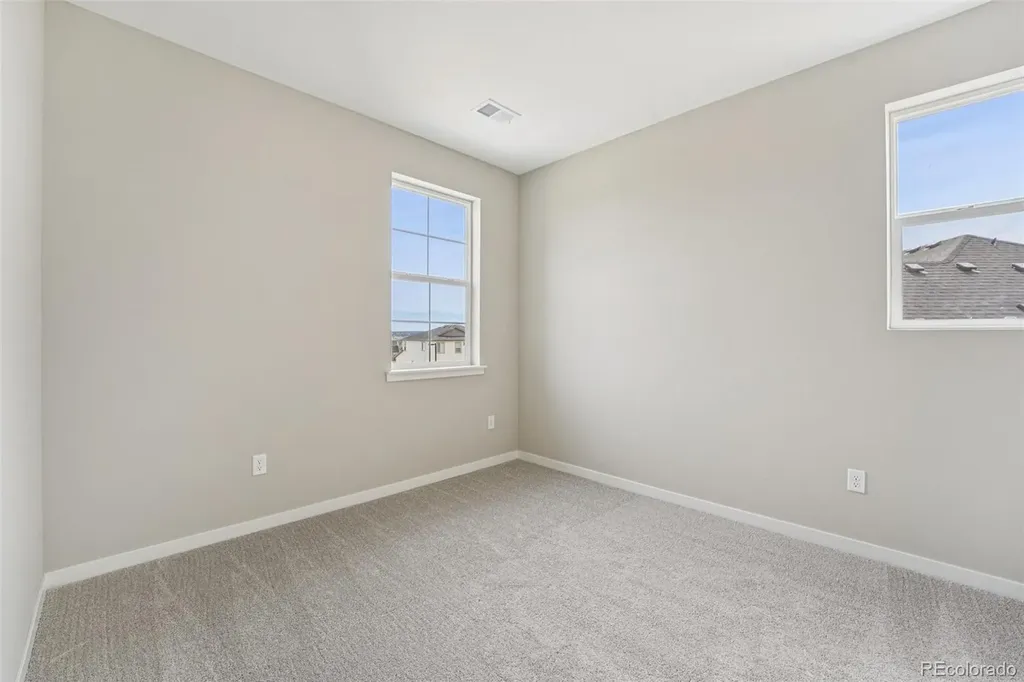 13823 Daffodil Way Parker CO 80134
