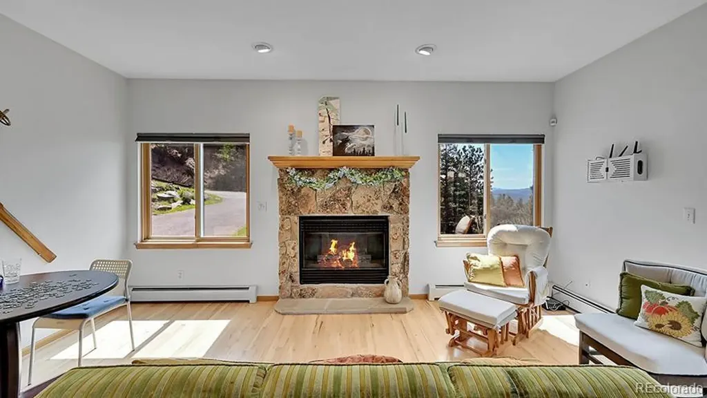 54 Spruce Court Evergreen CO 80439