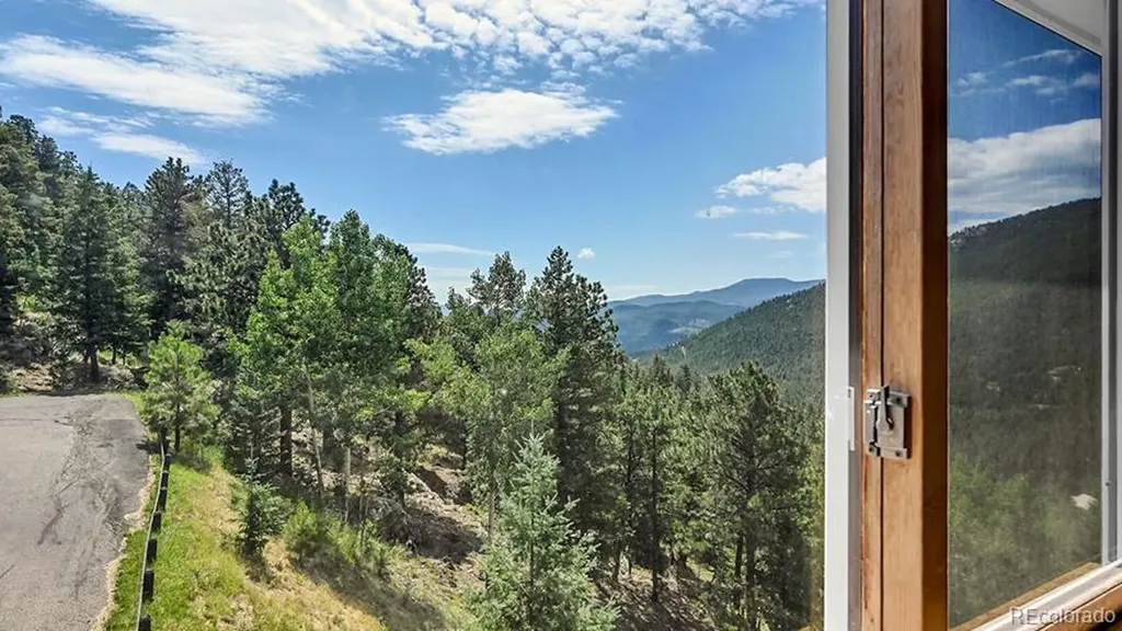 54 Spruce Court Evergreen CO 80439