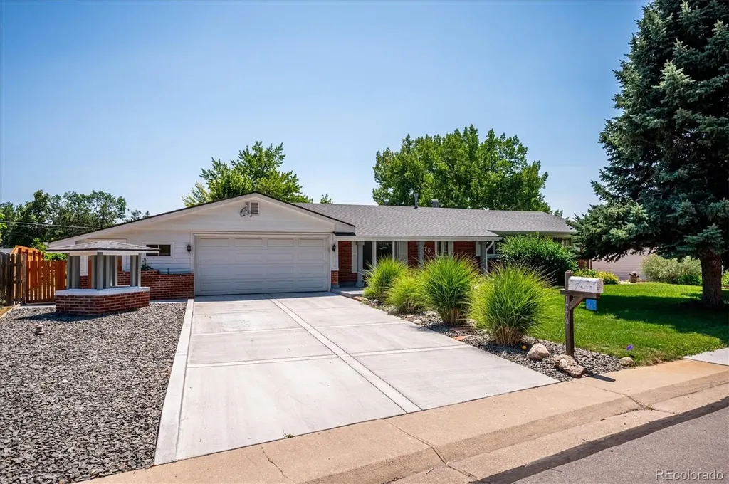 1770 Nelson Street Lakewood CO 80215