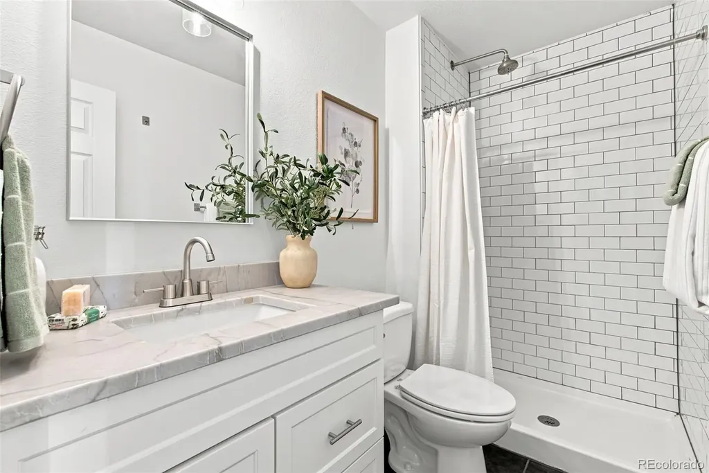 1422 Valentia Street Denver CO 80220