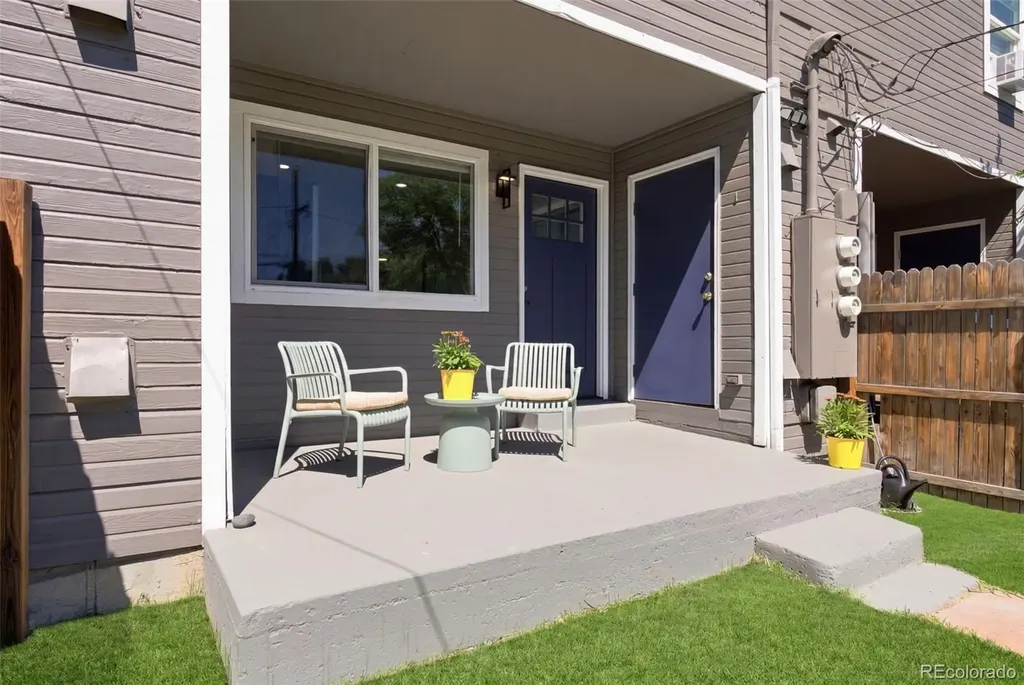 1422 Valentia Street Denver CO 80220