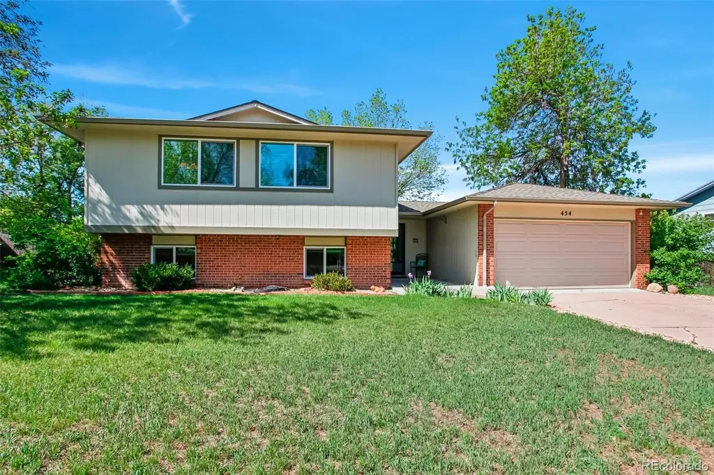 454 W Acoma Drive Littleton CO 80120