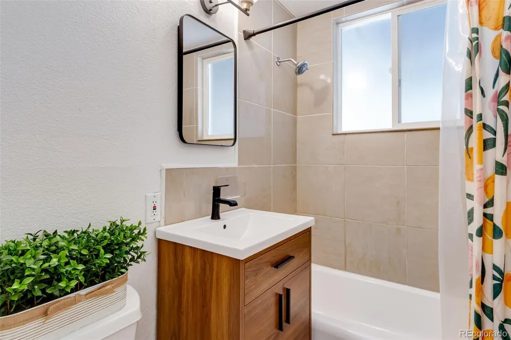 5275 Dudley Street Arvada CO 80002
