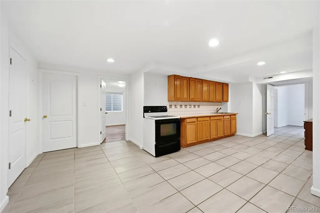 607 Branding Iron Lane Castle Rock CO 80104