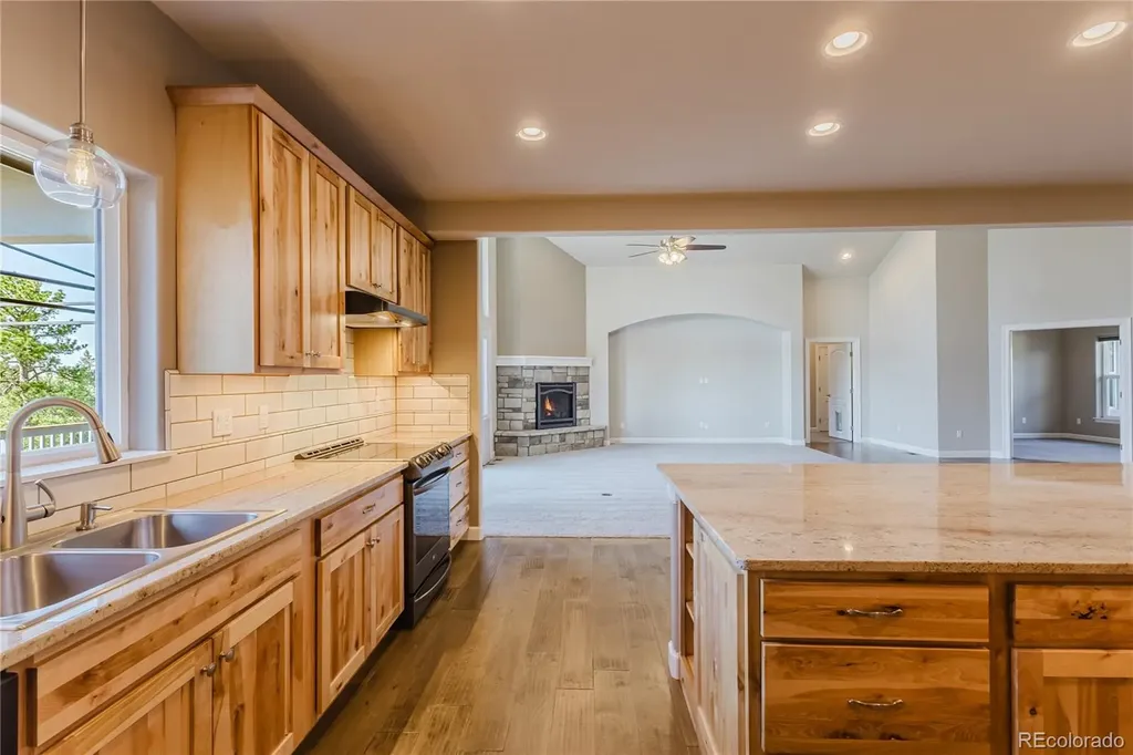 407 Silvermoon Heights Divide CO 80814