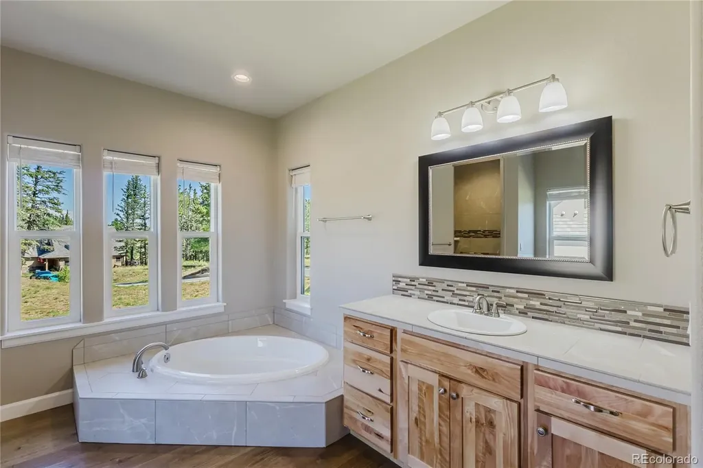 407 Silvermoon Heights Divide CO 80814
