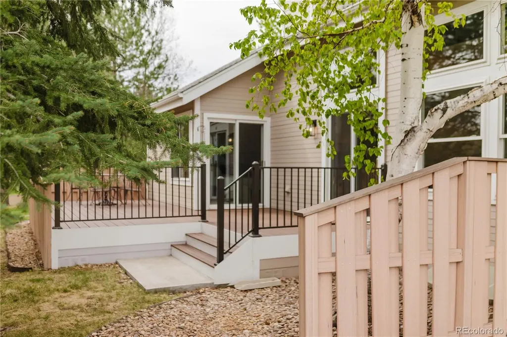 14 Stonehaven Court Littleton CO 80130