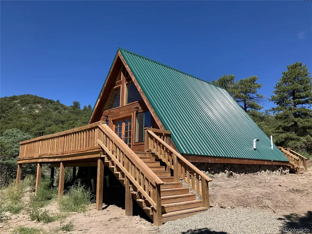 4585 Laidlaw Road Fort Garland CO 81133