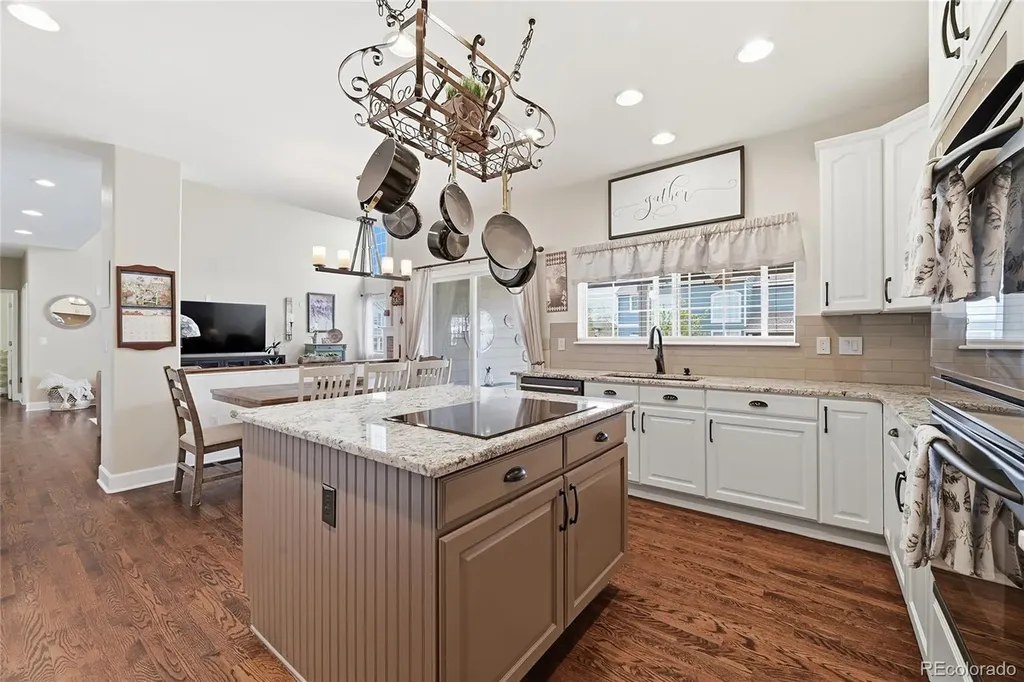 5984 E Monument Drive Castle Rock CO 80104