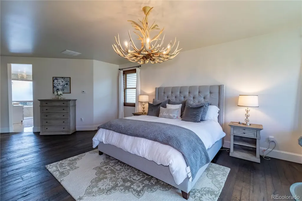 5767 Pelican Shores Drive Longmont CO 80504