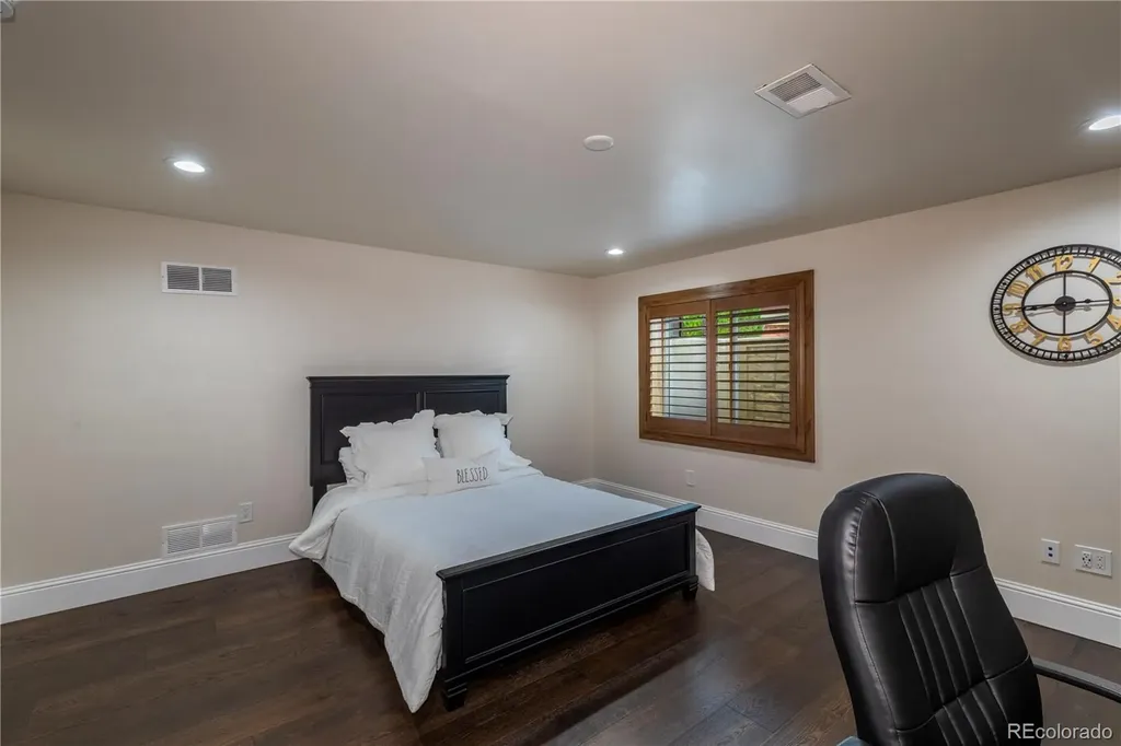 5767 Pelican Shores Drive Longmont CO 80504
