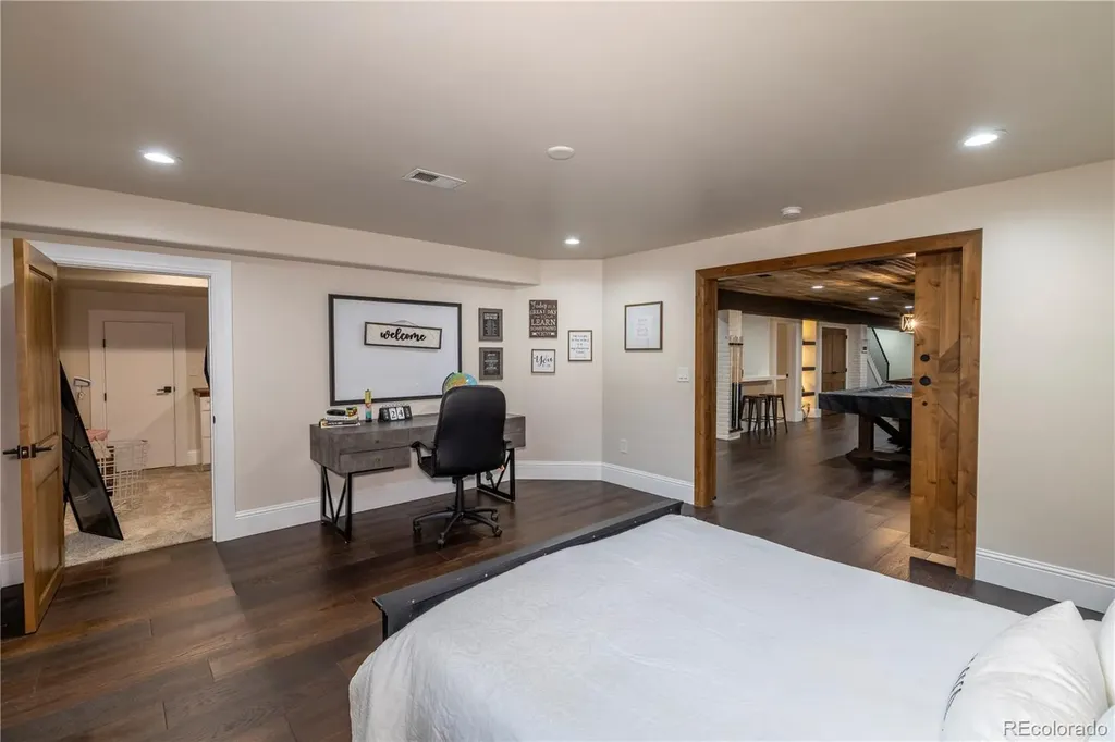5767 Pelican Shores Drive Longmont CO 80504