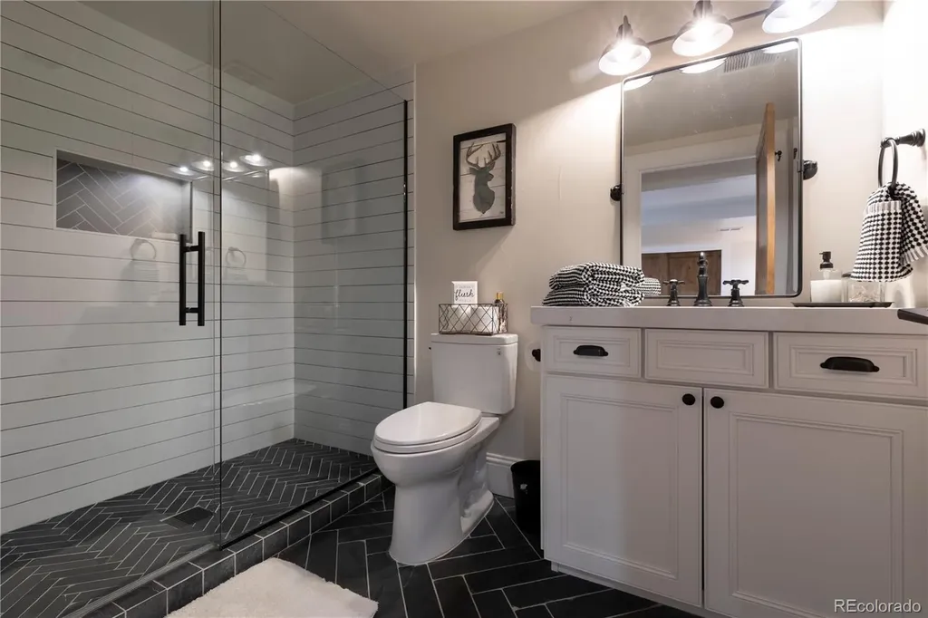5767 Pelican Shores Drive Longmont CO 80504