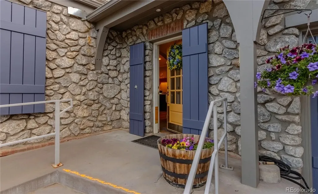 723 Chalice Drive Westcliffe CO 81252