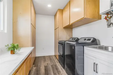 884 Vaughn Street Aurora CO 80011