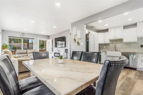 884 Vaughn Street Aurora CO 80011