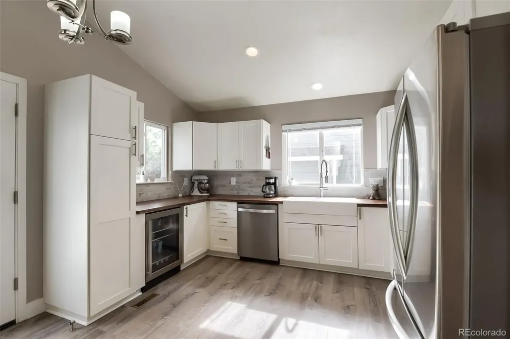 9831 Sydney Lane Highlands Ranch CO 80130
