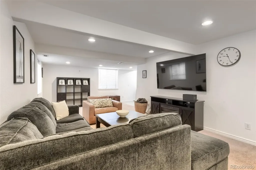 9831 Sydney Lane Highlands Ranch CO 80130
