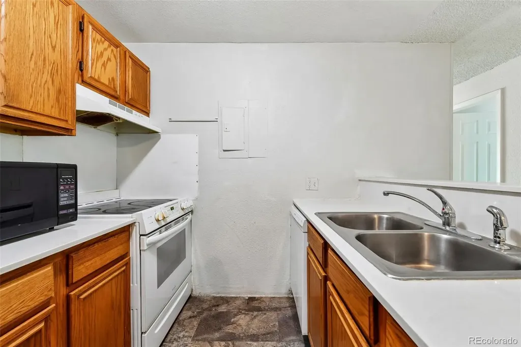 707 W 96th Avenue Thornton CO 80260