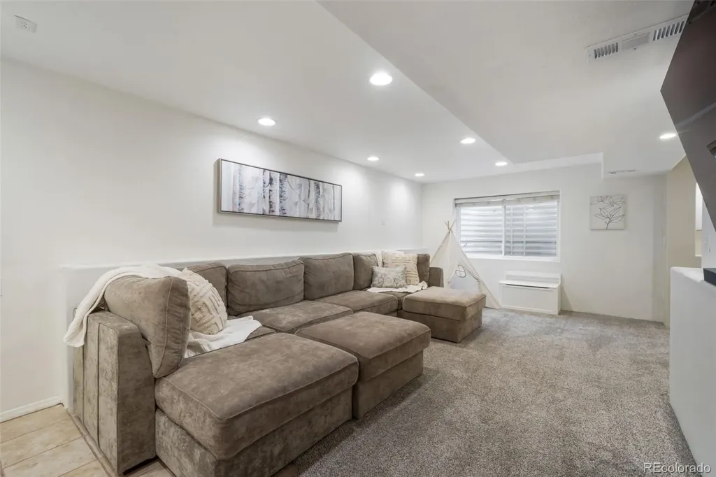 6818 Grand Prairie Drive Colorado Springs CO 80923