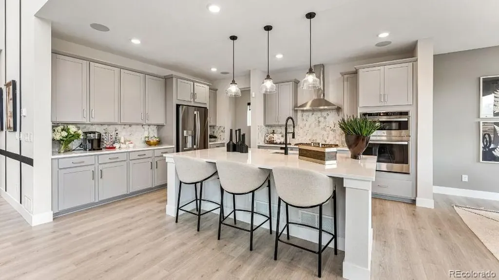 3241 N Elk Way Aurora CO 80019