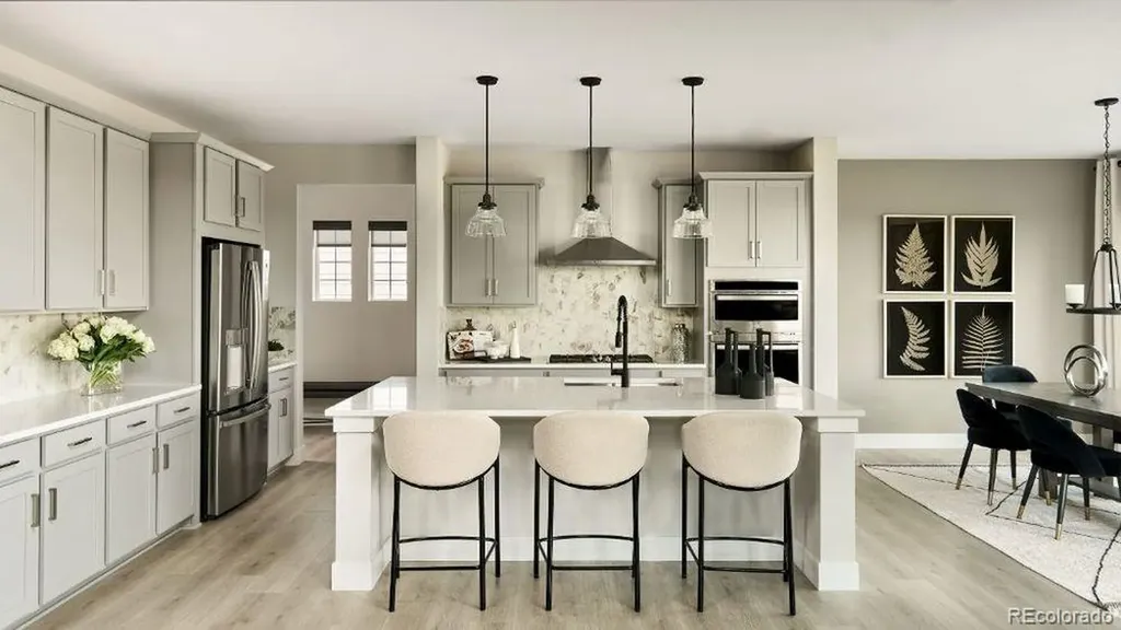 3241 N Elk Way Aurora CO 80019