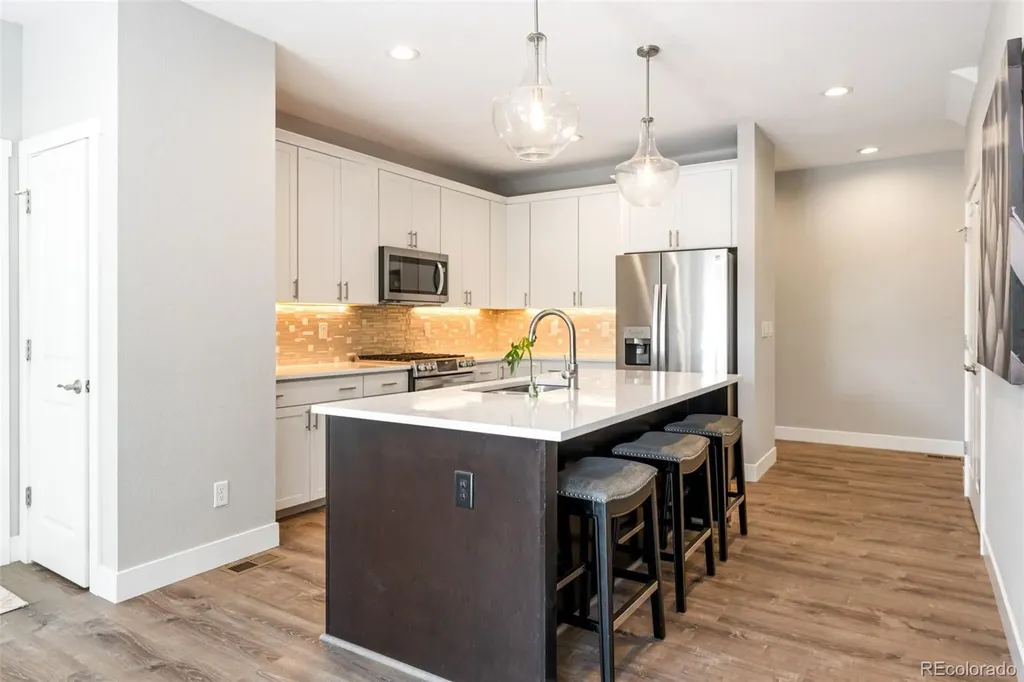 813 Grandview Mdws Drive Longmont CO 80503