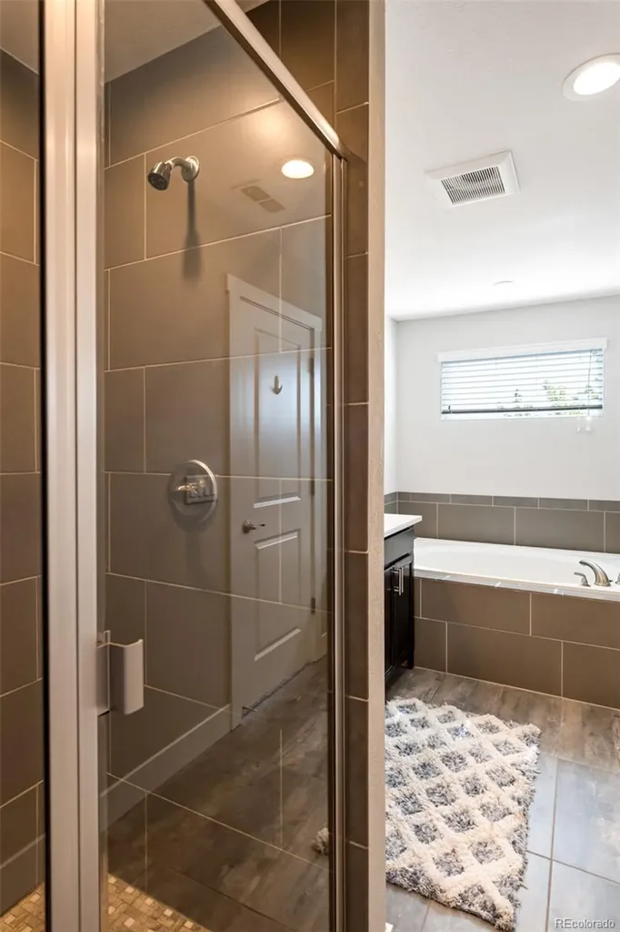 813 Grandview Mdws Drive Longmont CO 80503