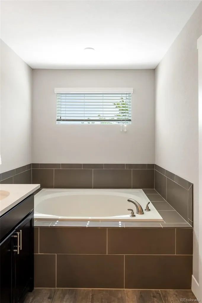 813 Grandview Mdws Drive Longmont CO 80503