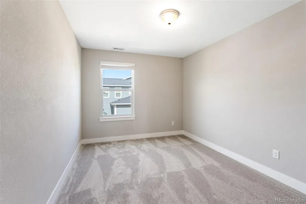 813 Grandview Mdws Drive Longmont CO 80503