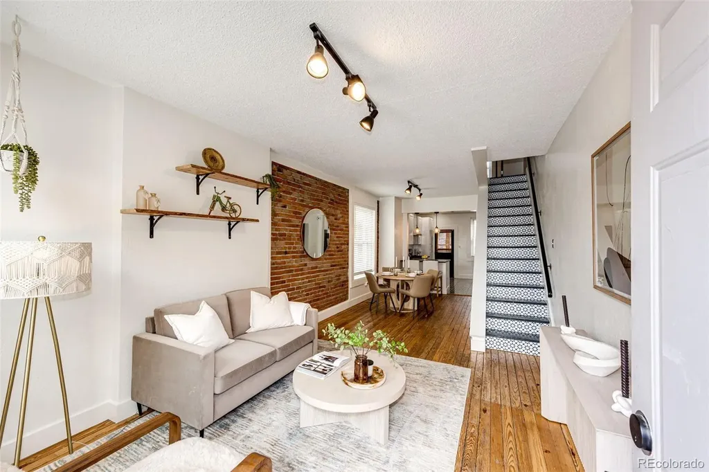 121 E 8th Avenue Denver CO 80203