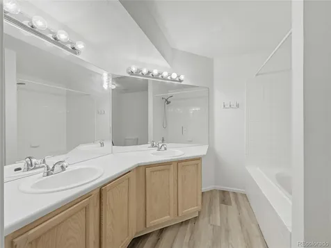 1583 S Danube Way Aurora CO 80017