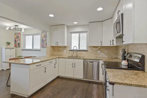 2555 E Maplewood Avenue Littleton CO 80121