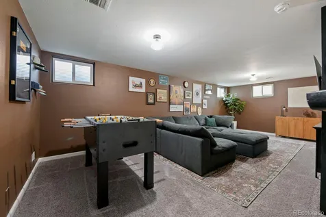 2555 E Maplewood Avenue Littleton CO 80121