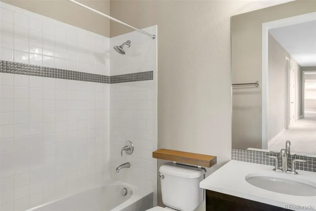 8792 E 53rd Avenue Denver CO 80238