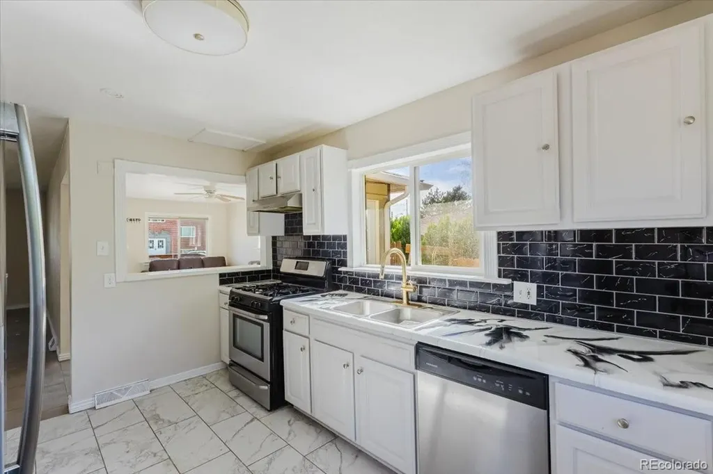 5355 E Asbury Avenue Denver CO 80222
