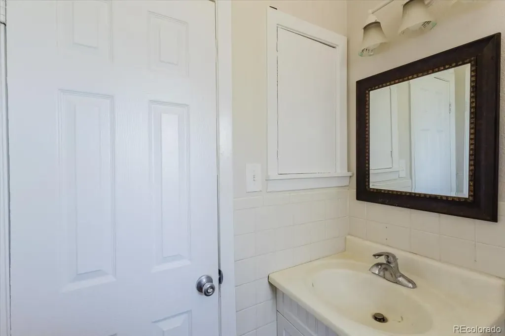 5355 E Asbury Avenue Denver CO 80222