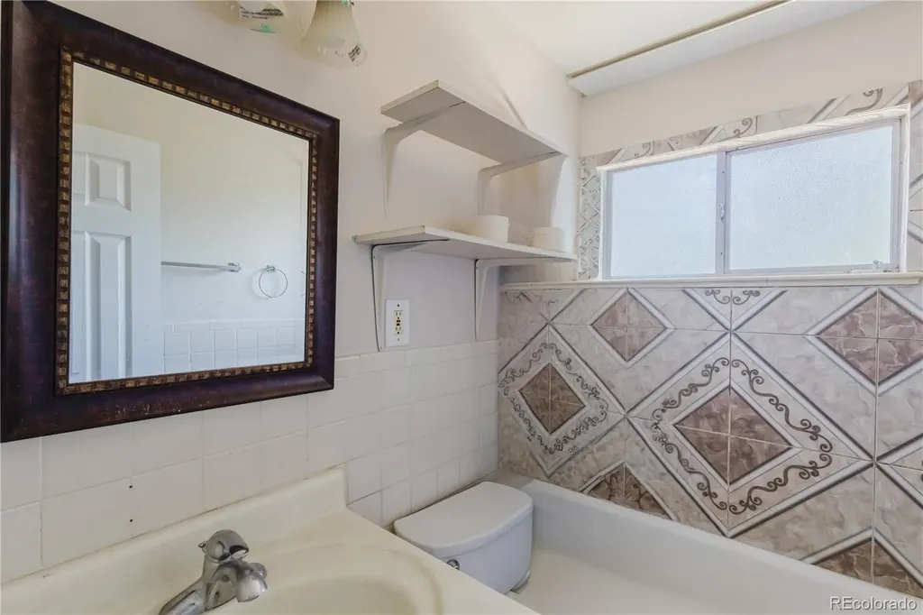 5355 E Asbury Avenue Denver CO 80222