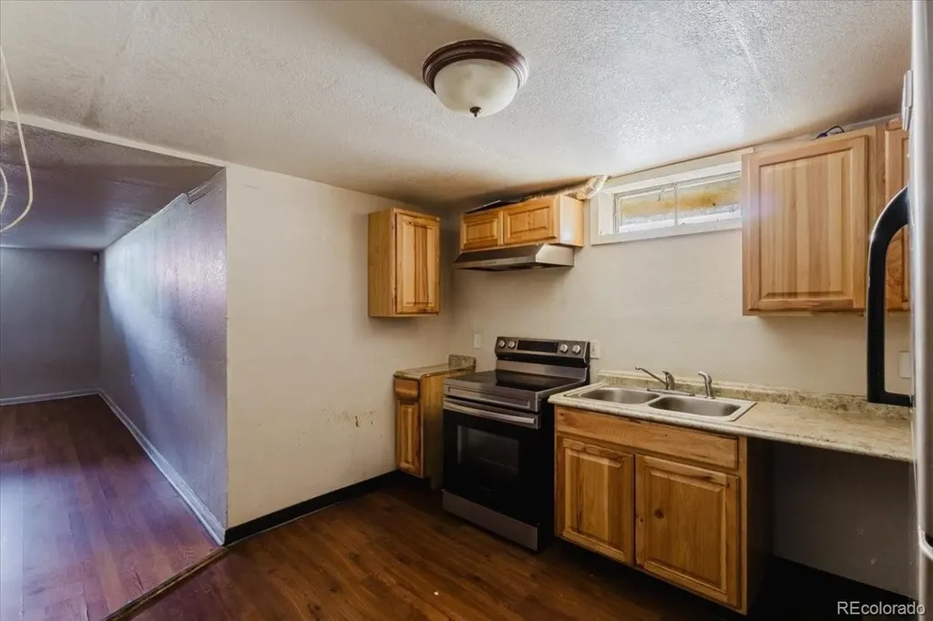 5355 E Asbury Avenue Denver CO 80222
