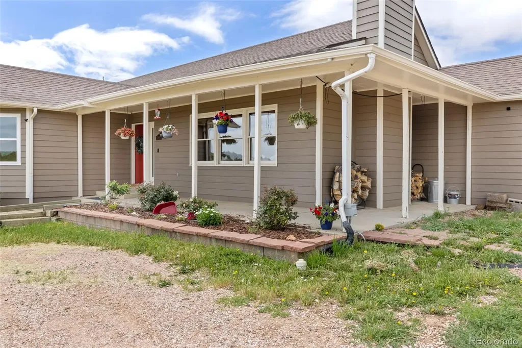 5821 W County Road 8e Berthoud CO 80513
