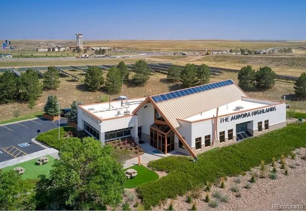 3293 N Coolidge Way Aurora CO 80019