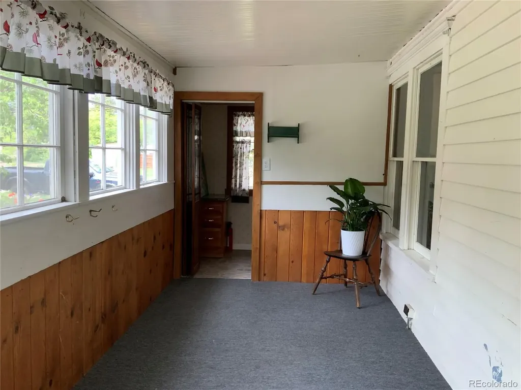 1011 Main Street Meeker CO 81641