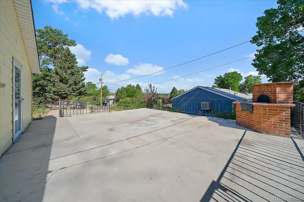 1010 S Eaton Street Lakewood CO 80226