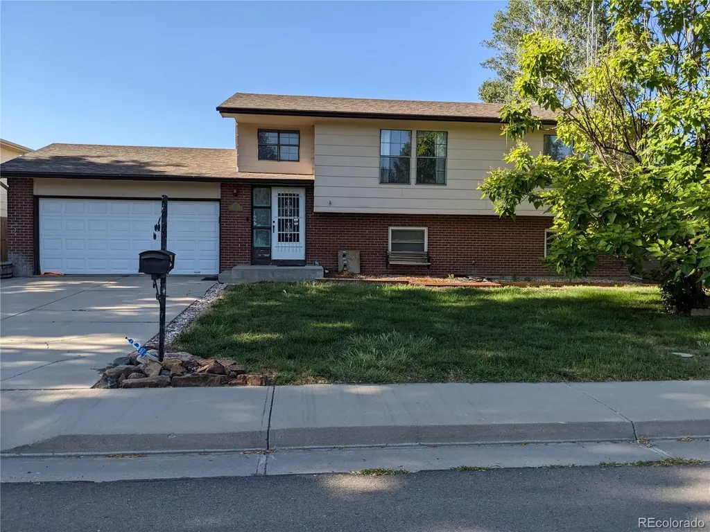 911 Pawnee Avenue Fort Morgan CO 80701