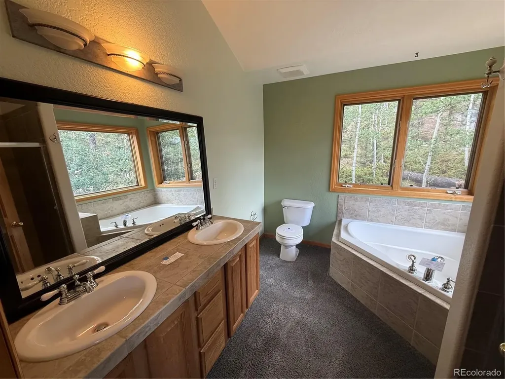 2544 E Longbow Drive Como CO 80456