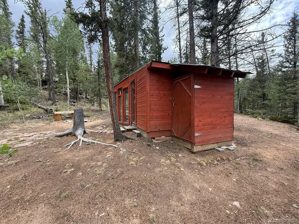2544 E Longbow Drive Como CO 80456