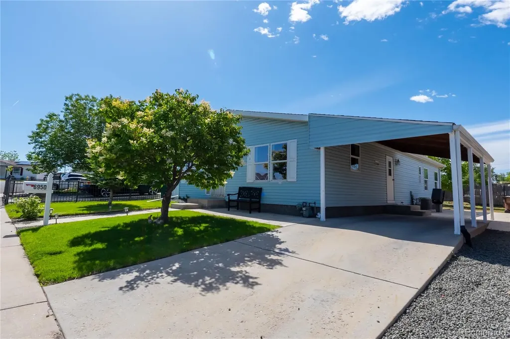 6950 E 77th Avenue Commerce City CO 80022