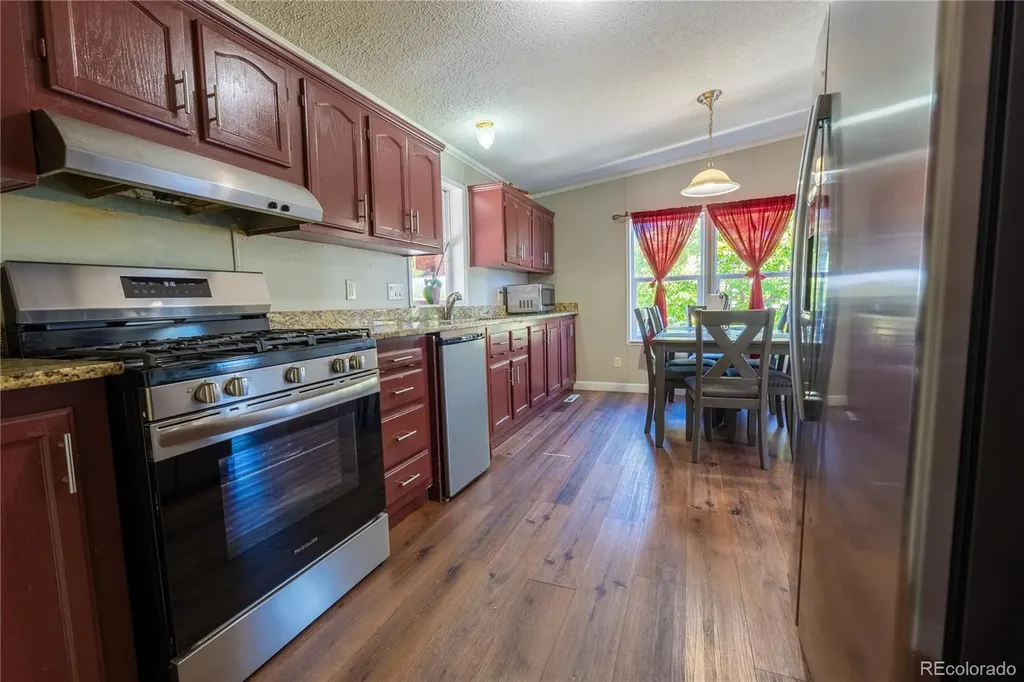 6950 E 77th Avenue Commerce City CO 80022
